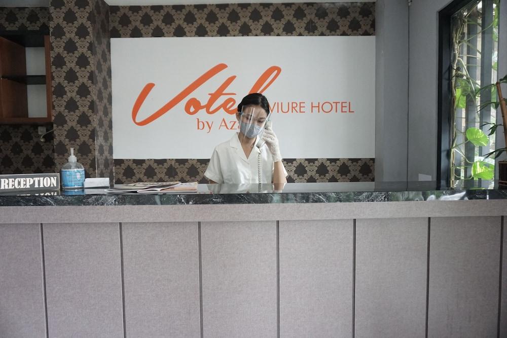 Votel Viure Hotel Jogjakarta Exterior photo