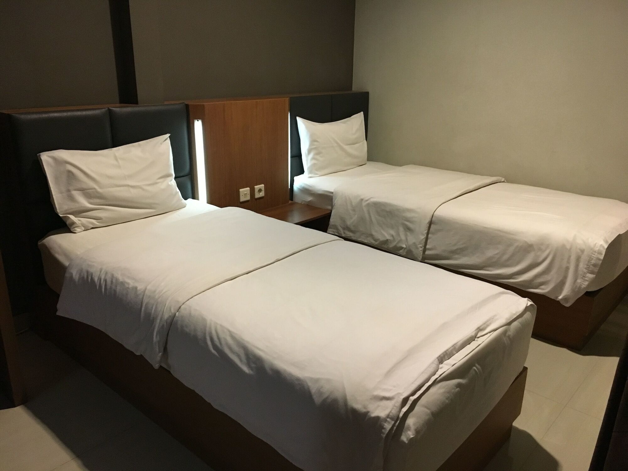 Votel Viure Hotel Jogjakarta Exterior photo